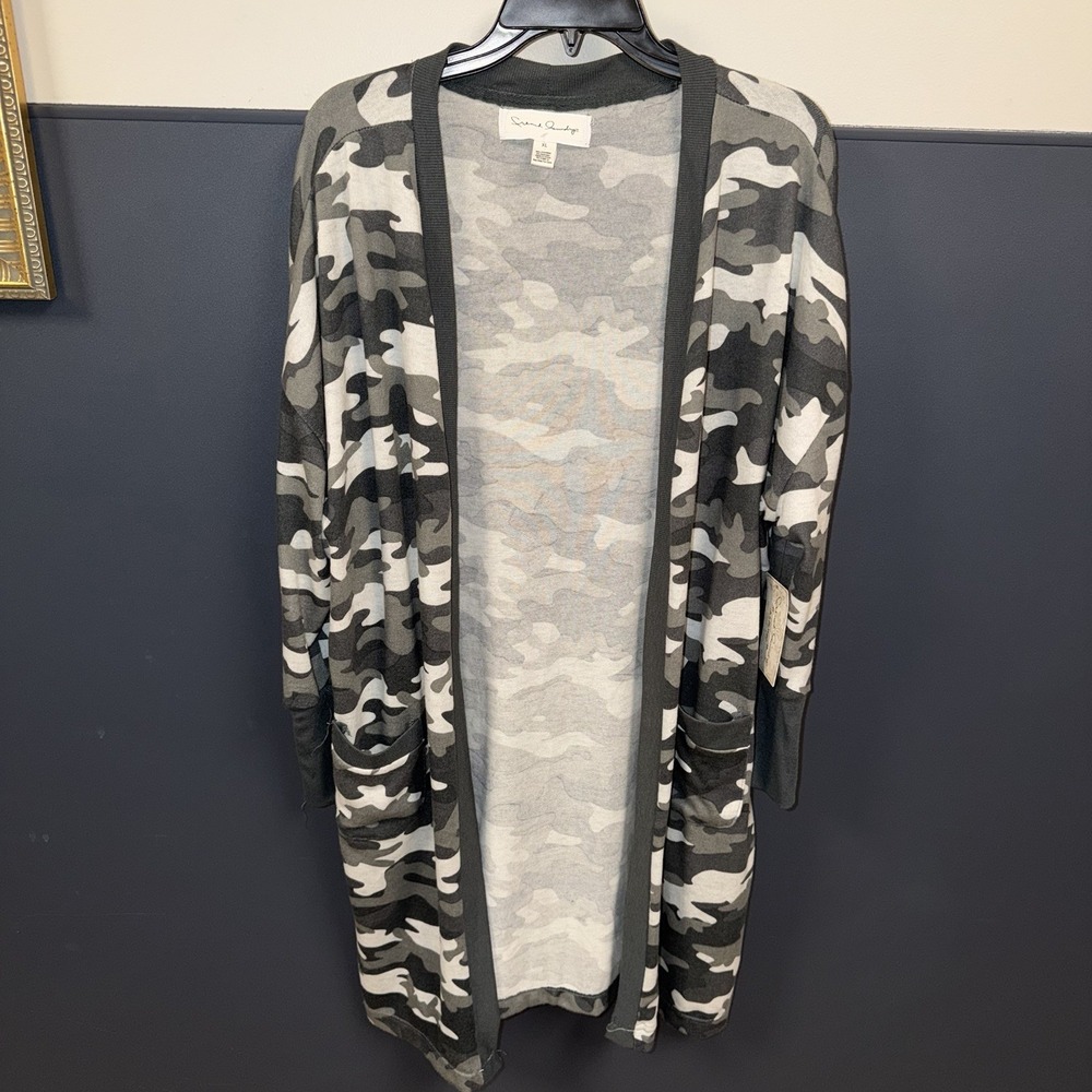 NEW French Laundry Women CAMO Cardigan Size XLarge Length ~38" Camouflage